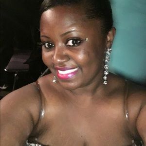 Meet your Posher, Nikristin